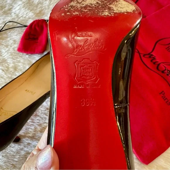 Christian Louboutin black patent round toe pumps 39.5 - Picture 11 of 15